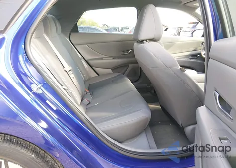 2023 Hyundai Elantra Sel z USA, uszkodzony, nr VIN KMHLS4AG5PU401908